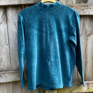 Vintage Northern Reflections Velvet Turtle Neck